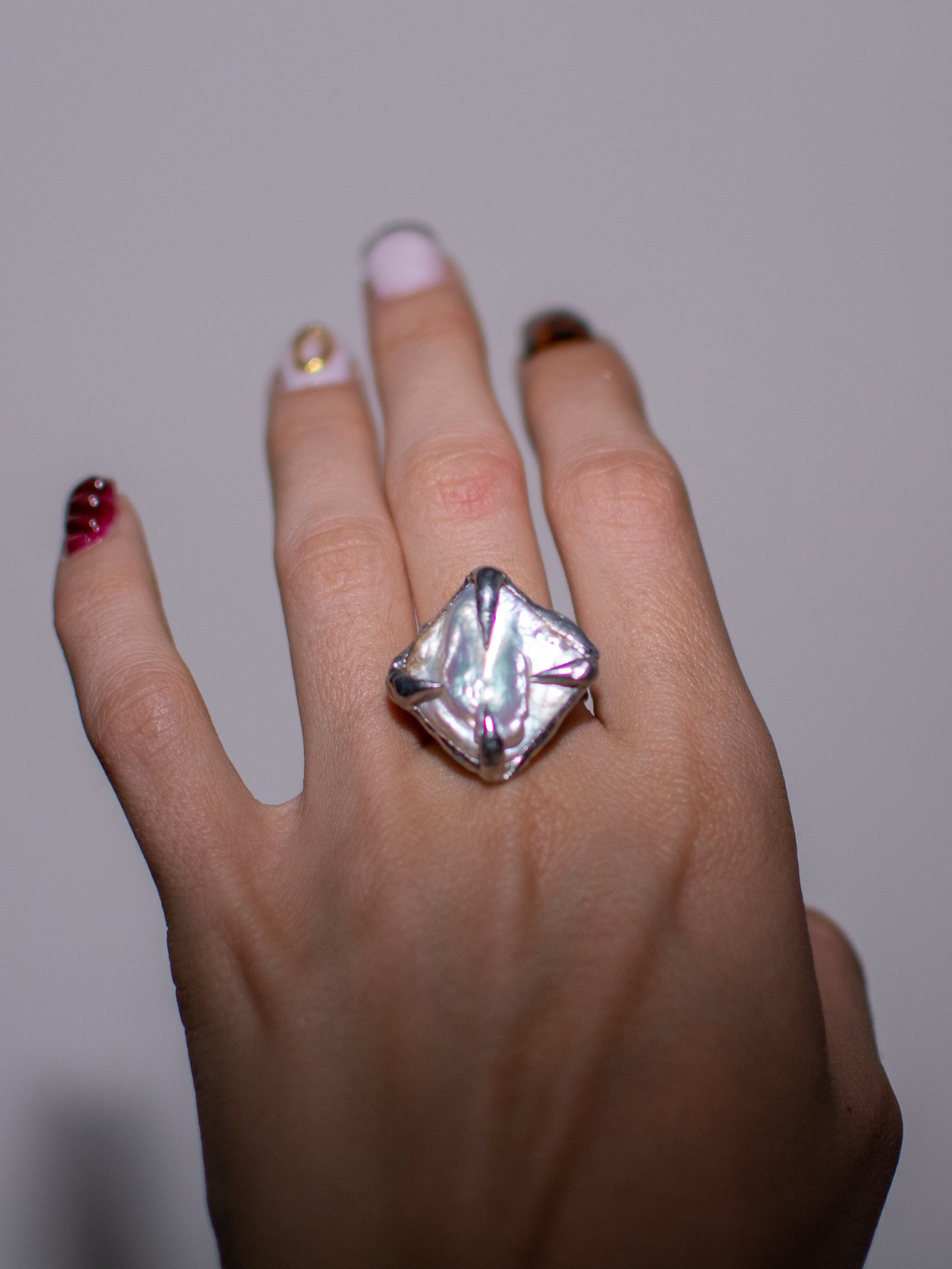 Rhombus ring